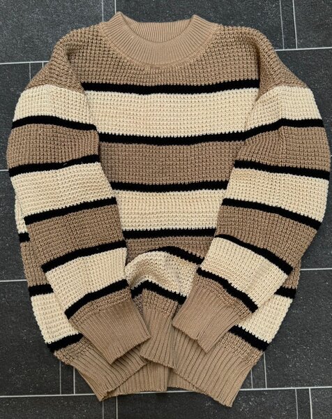 Pull élégant zippé beige