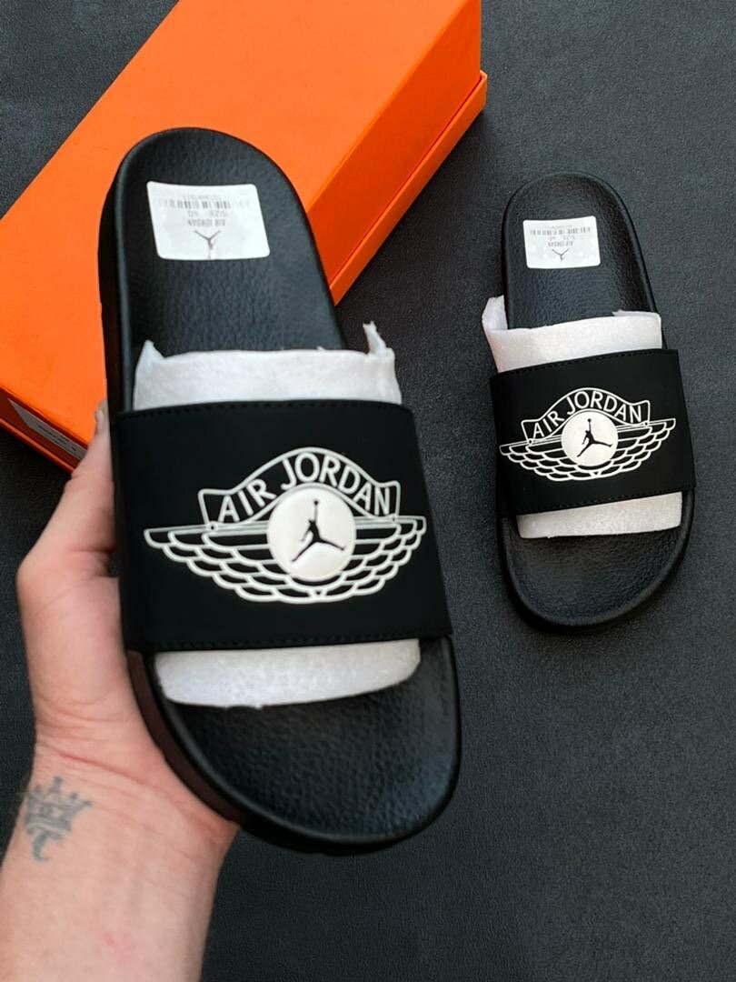 Chaussure de marque très bonne qualités