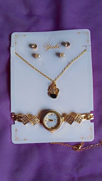 4 in 1 Swan Necklace,watch and Earrings set