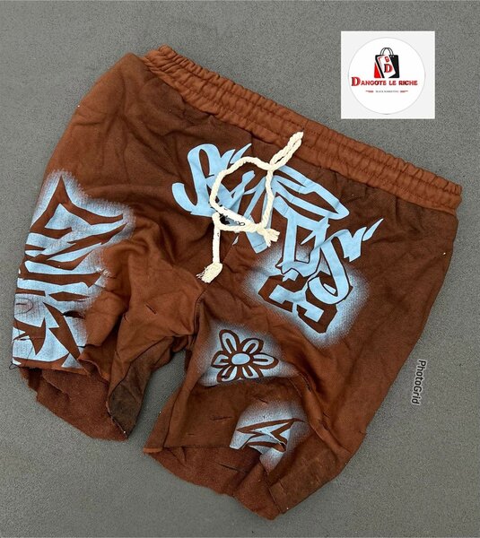 Short en coton style graffiti