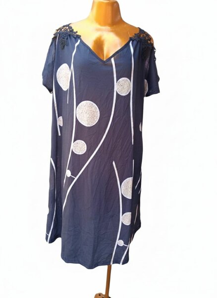 Robe élégante à motifs