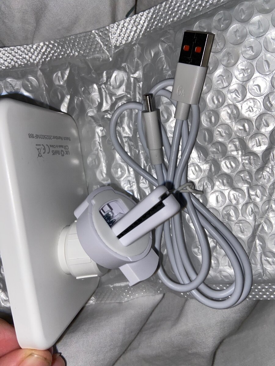 MagSafe зарядник для авто