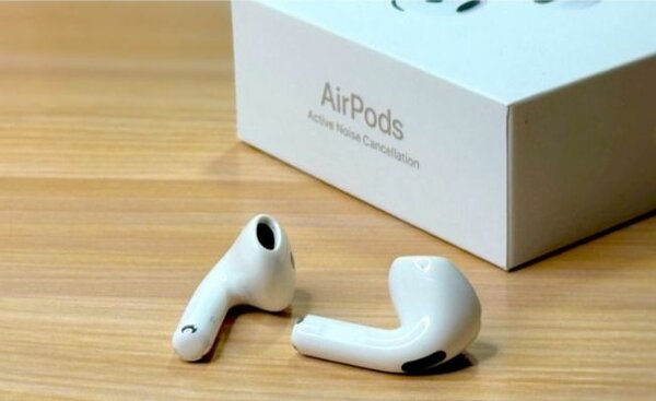 Apple Airpods 4