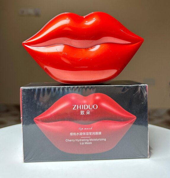 Zhiduo cherry hydrating moisturizing lip mask