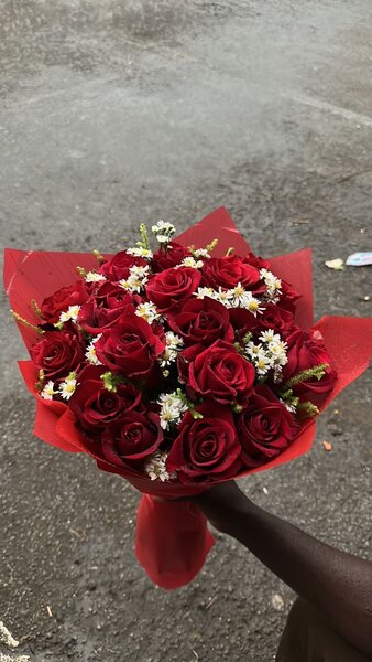 Bouquet de Roses Rouges Éclatantes