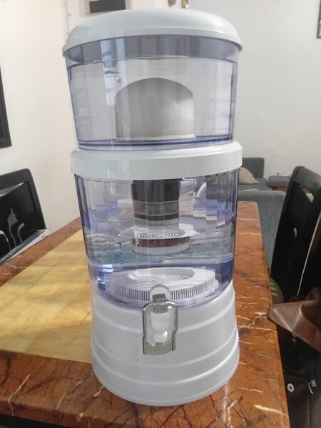 Purificateur d'eau à gravité