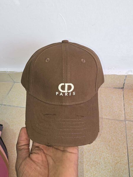 Casquette marron stylée