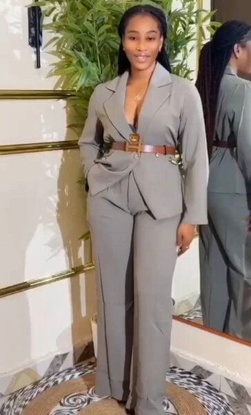 Ensemble tailleur femme élégant