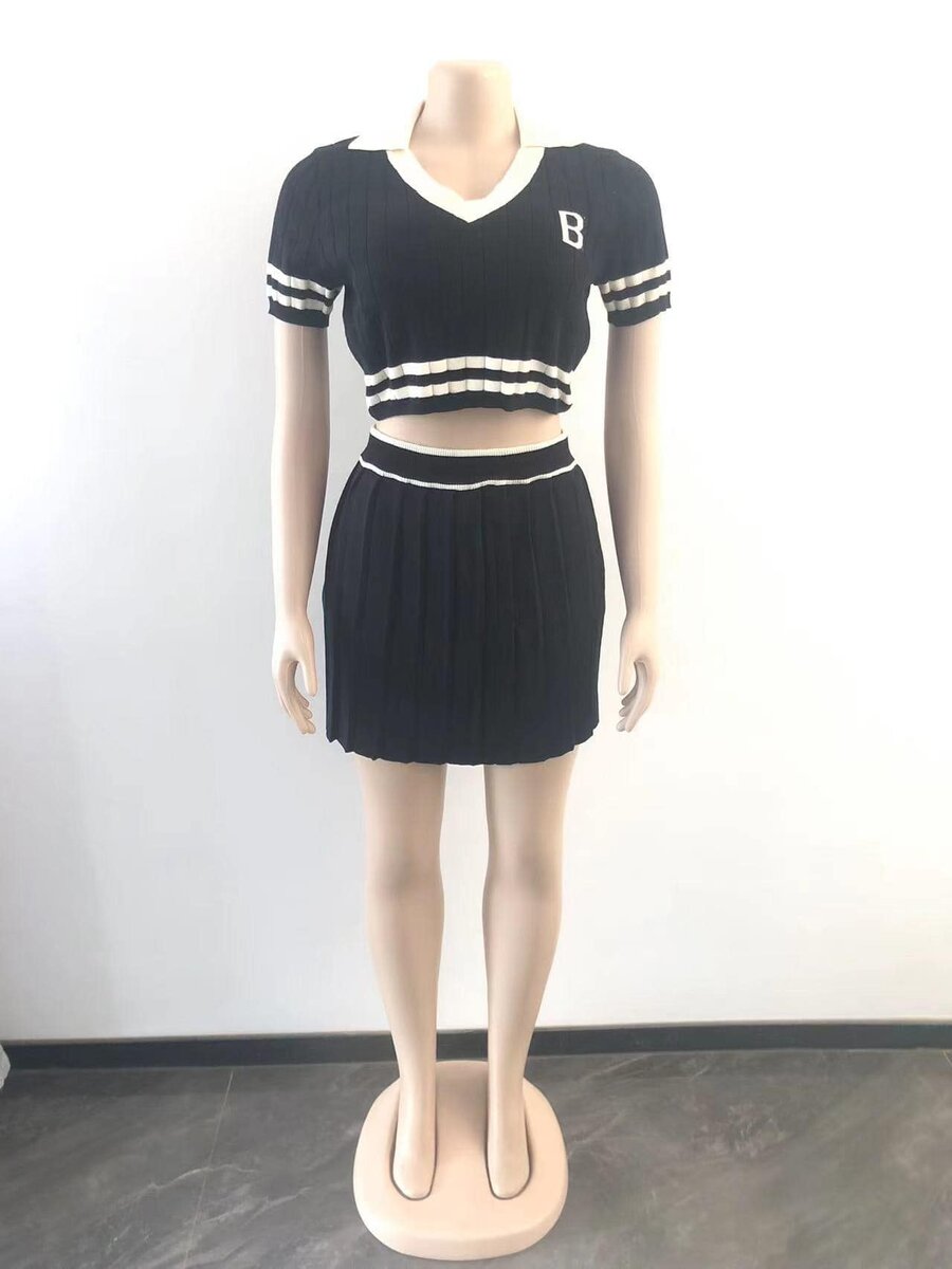 Women's costume, knitted, skirt + top, black