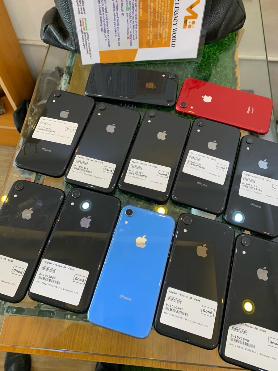 iPhone XR 64/128gig