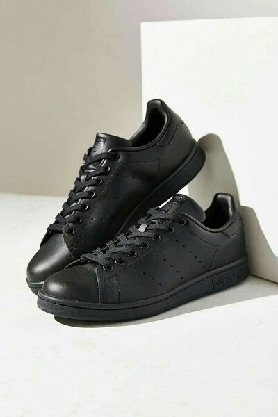 Baskets noires élégantes