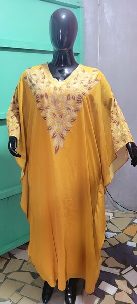Caftan jaune élégant