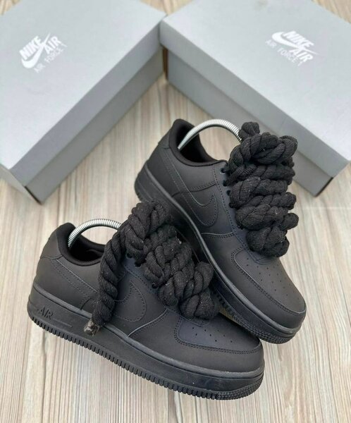 Nike Air Force 1 Noir