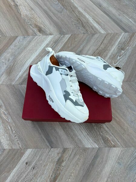 Sneakers Valentino blanches/grises - 40 & 44