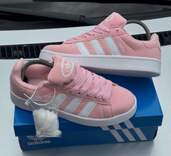 Baskets roses Adidas femme