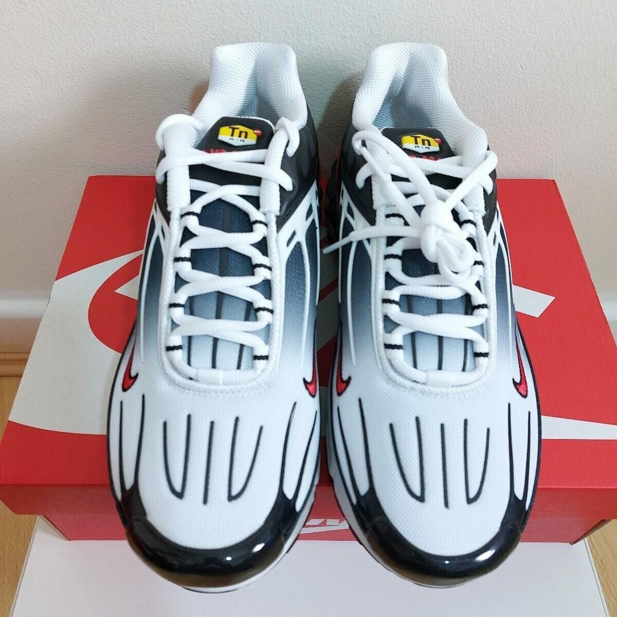 NIKE AIR MAX TN 3 ( dans carton)