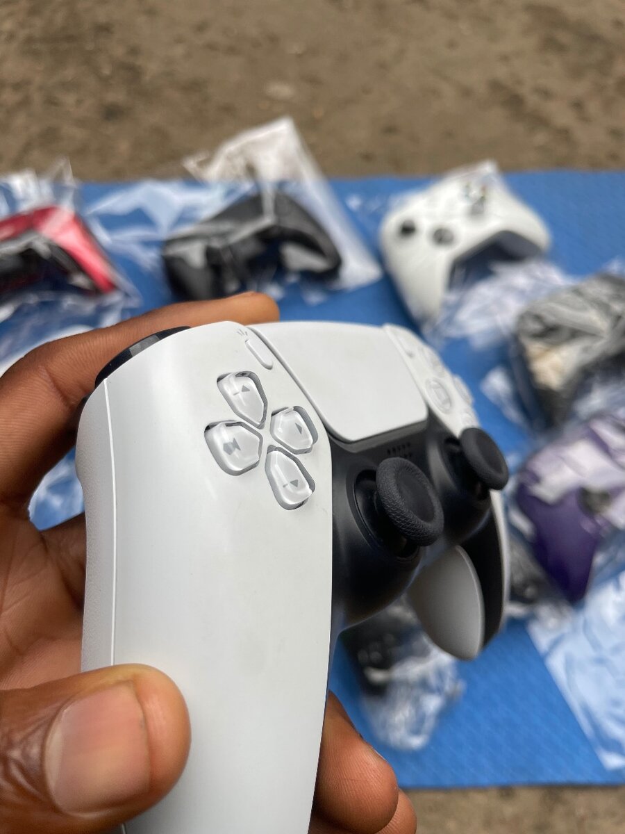 Manette PS5 quasi neuve