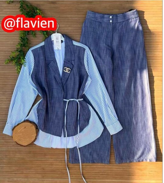 Ensemble Élégant en Lin Bleu