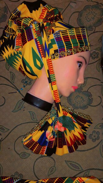 Coiffé chapeau dame & éventail