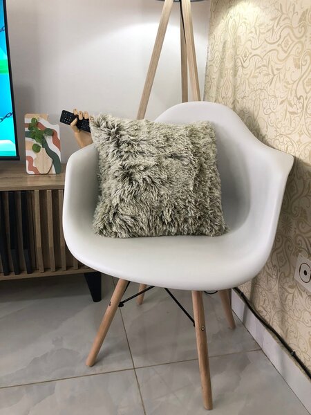 Coussin Doux en Fausse Fourrure