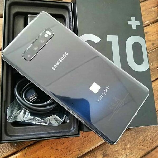 Samsung Galaxy S10+ Smartphone