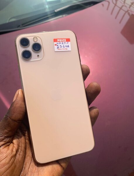 iPhone 11 Pro Max 256 gig