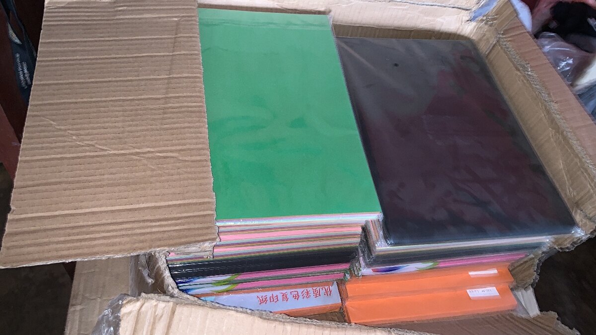 A4 coloured papers 100sheets in a pack & 150 sheets in a pac