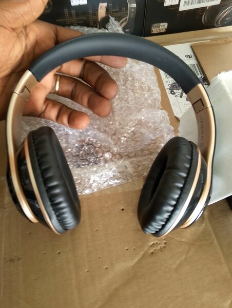 S6 Bluetooth headset with radio