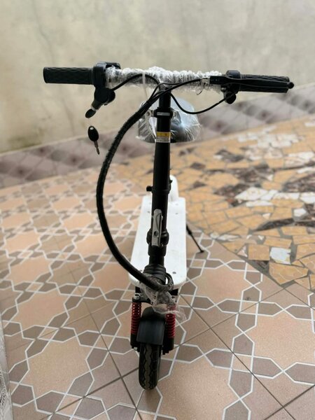 Trottinette électrique pliable