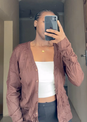 Short knitted cardigan with buttons size:M