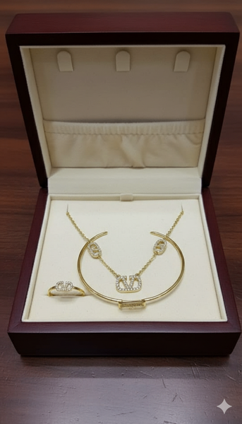 Collier et bague en or avec diamants