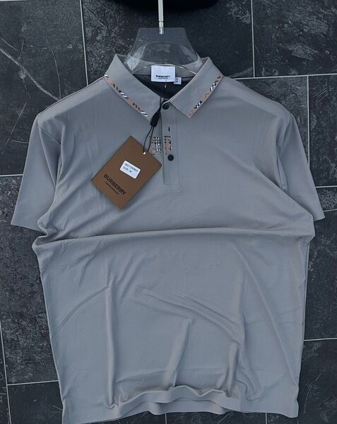 Polo gris élégant pour homme