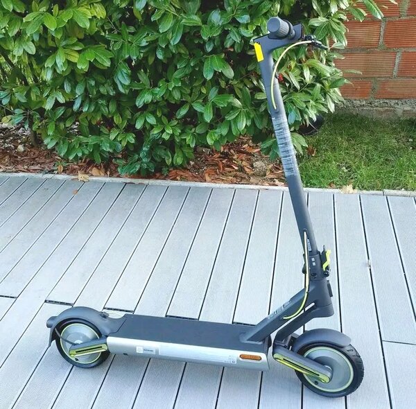Trottinette électrique pliable