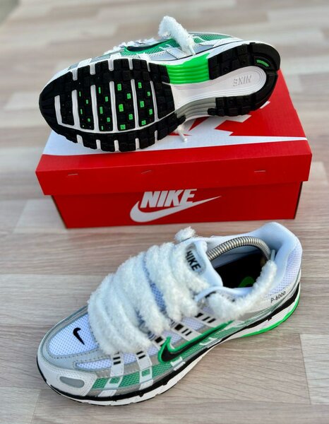 Paire de basket Nike