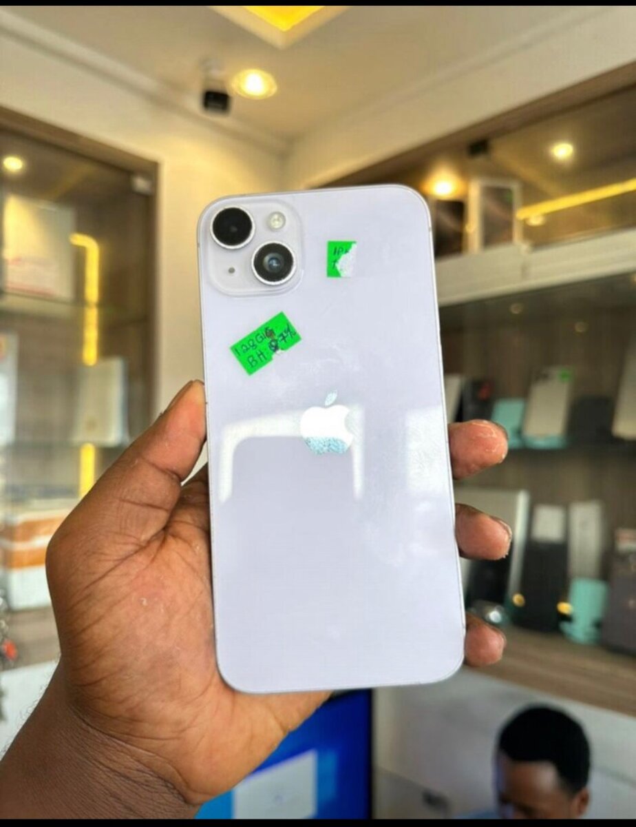 iPhone 13,128gig and 256gig