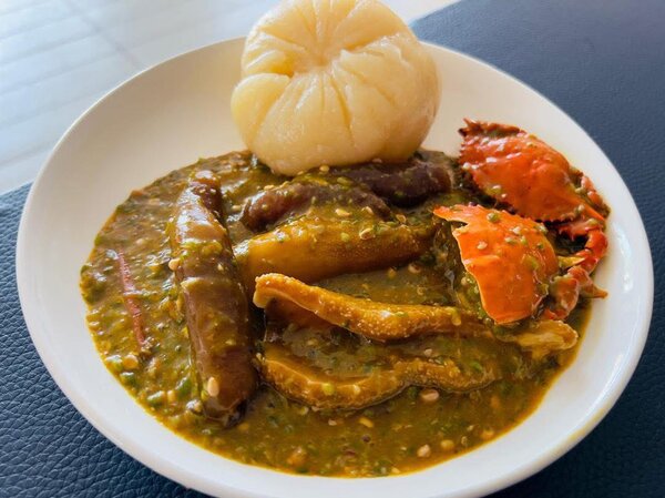 Sauce kôpê,pklo et poisson