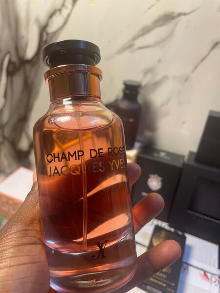 Parfum Champ de Rose