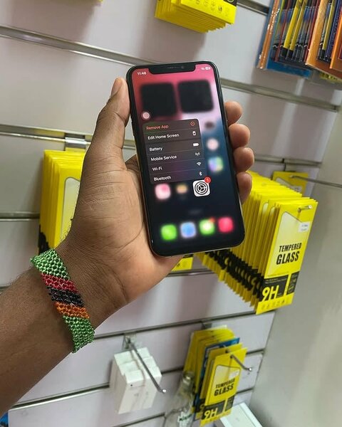 BRAND NEW IPHONE 🍏 pro 