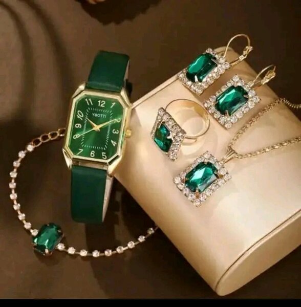 Montre Femme Luxe avec Bijoux