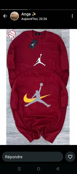 T-shirt large graphique