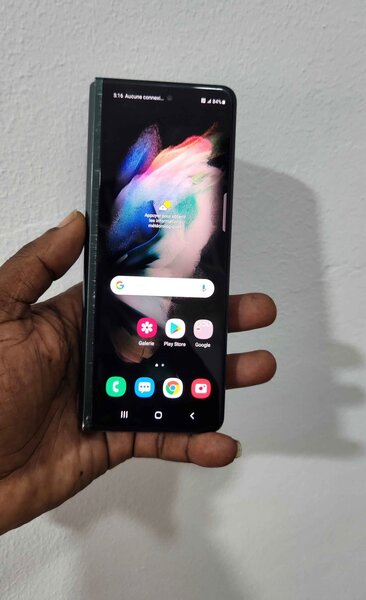 Samsung Galaxy Z Fold Smartphone pliable