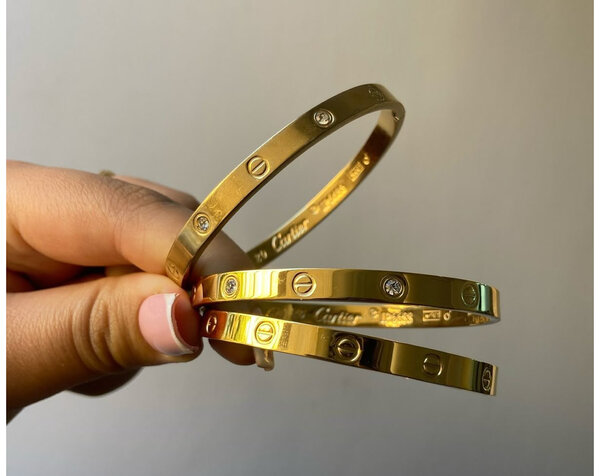 Bracelet clou doré élégant