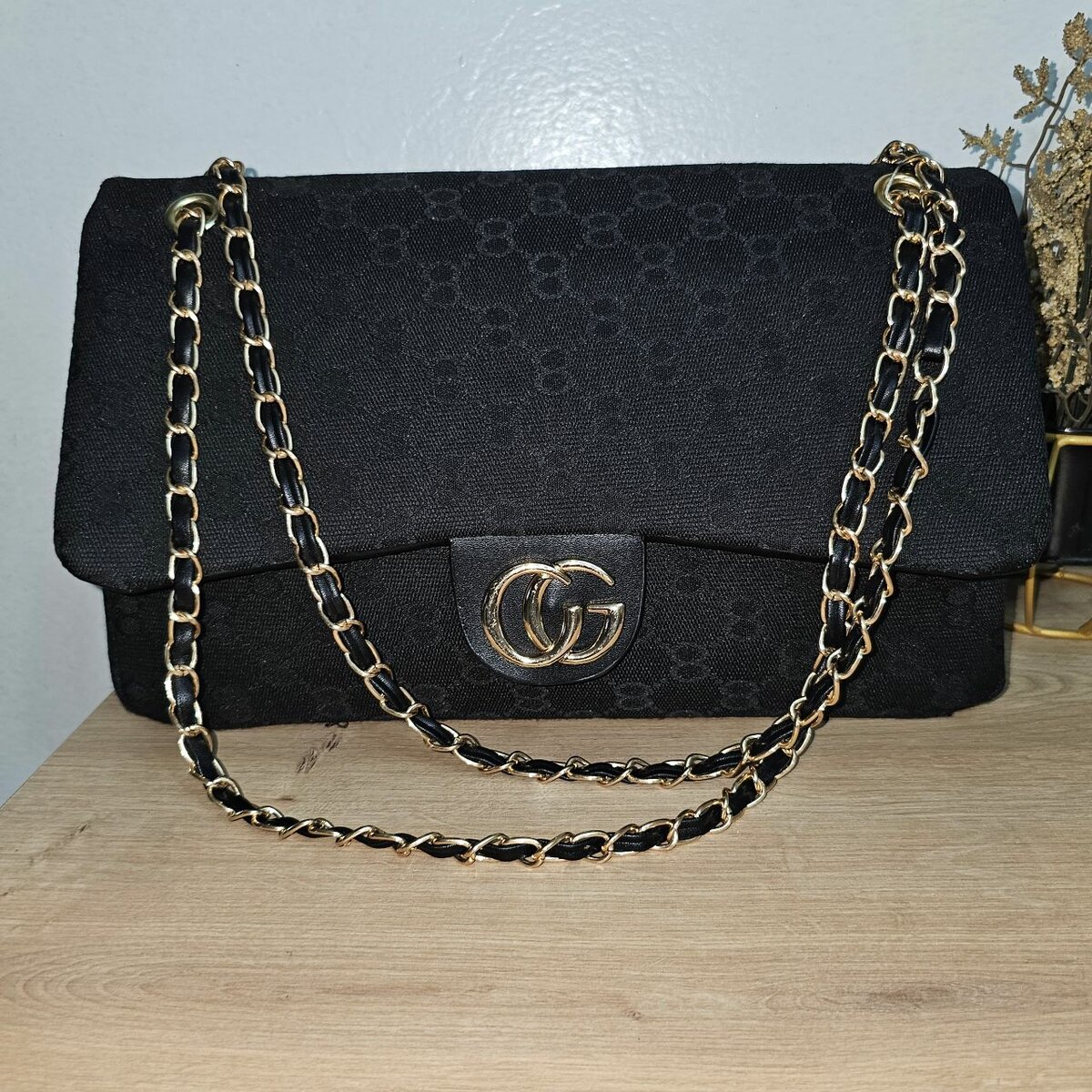 Sac à bandoulière noir chic