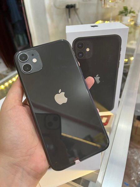 iPhone 11 Noir 64 Go