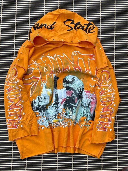 Sweat à capuche imprimé graphique