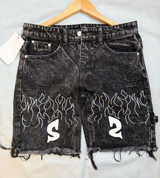Shorts en jean délavé homme