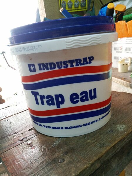 InduStrap Trap eau - colle industrielle