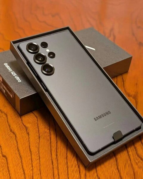 Samsung Galaxy S23 Ultra Smartphone