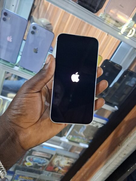 Iphone 13 128 gb battery 98