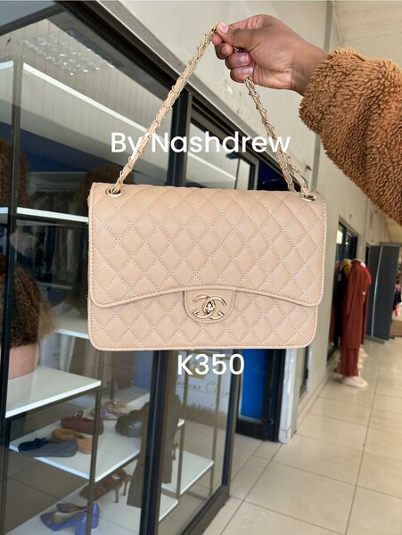 Women's light grey handbag